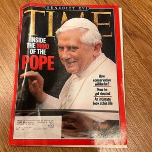 Vintage May 2, 2005 times magazine Pope Benedict XVI Preowned